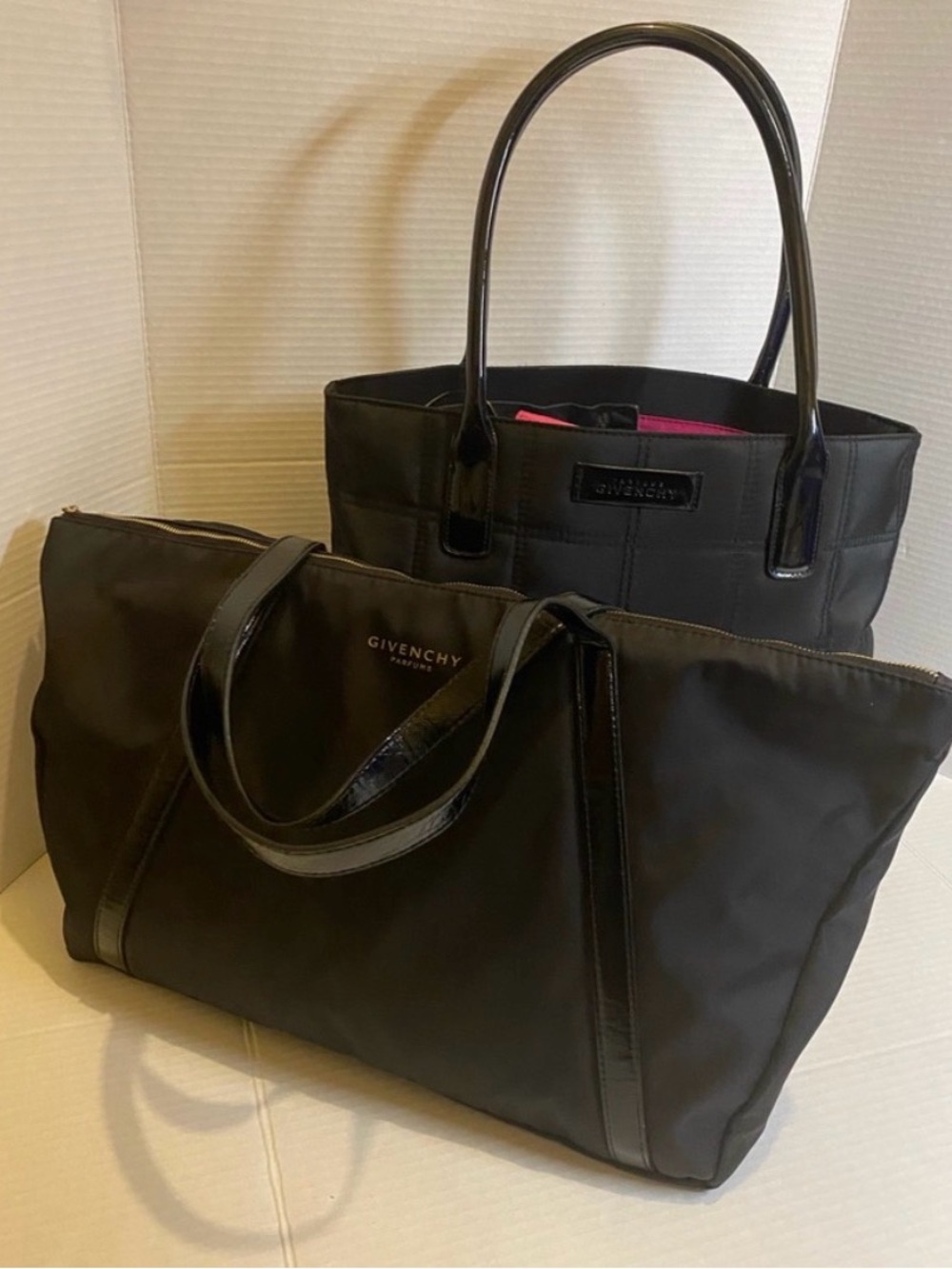 ✨Givenchy Parfums Tote Bag Set of 3 – Like New ✨ - Picture 5 of 10